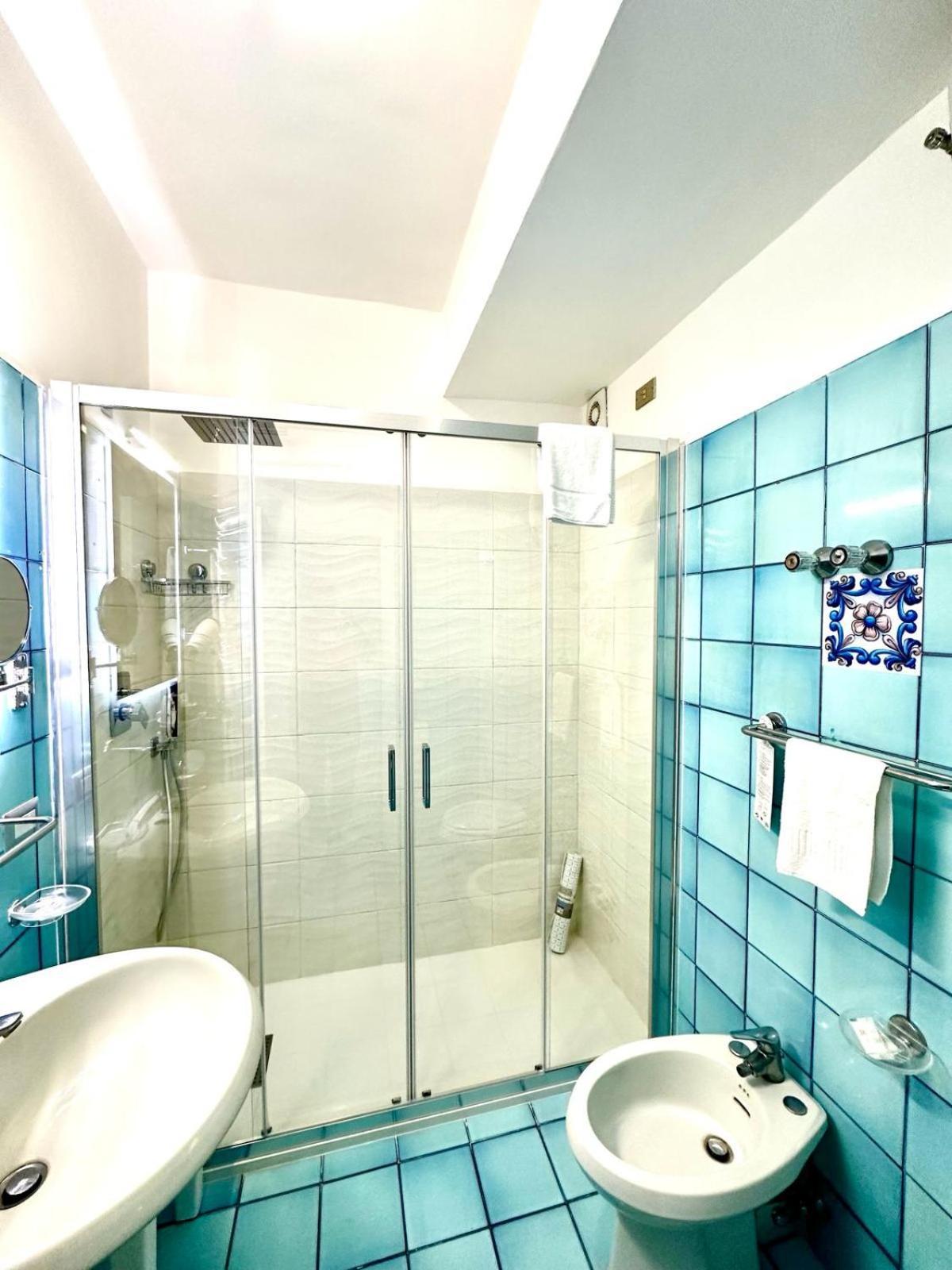 Hotel Le Fioriere Праяно Экстерьер фото